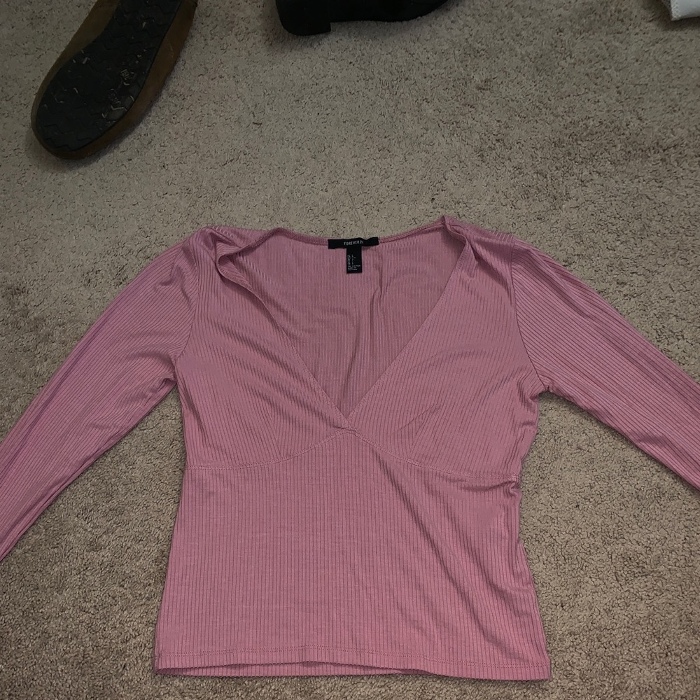 Pink long sleeve crop top